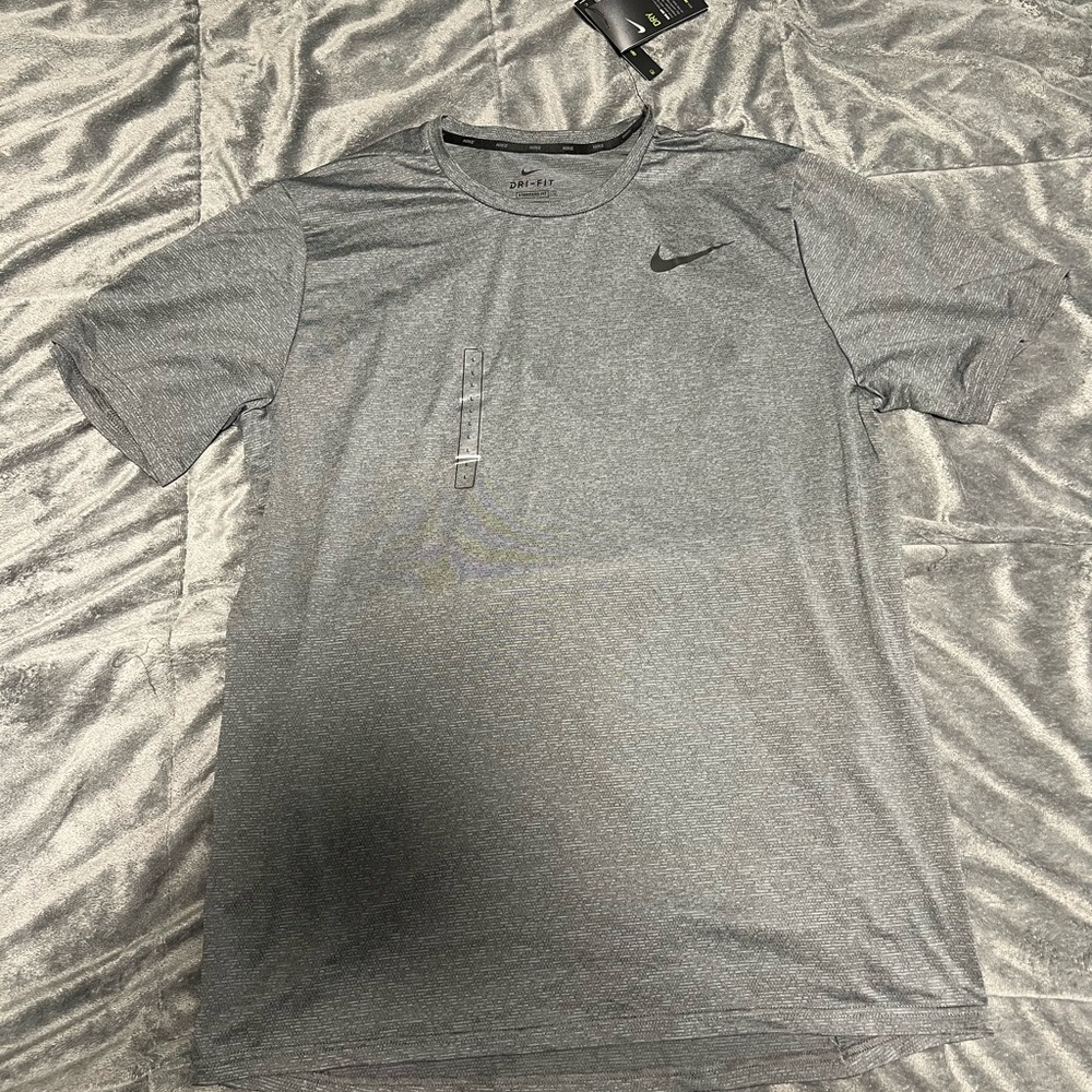 Mens Nike tshirt size Large